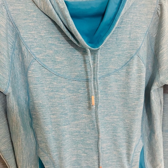 Prana Cowl Neck Stretchy Long Sleeve Shirt Sweater Size Small - Picture 2 of 9